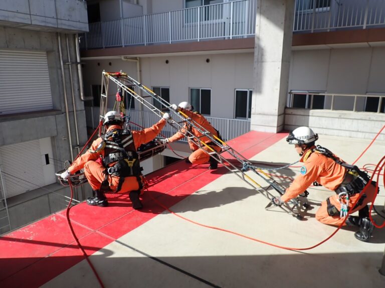 241023救助の基本＋α(90)入東Lader Rescue System「ラダーレスキューシステム」 CSR Hoist Rescue